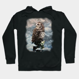 Owl - bird of prey, stunning art of Luna Smith Hoodie